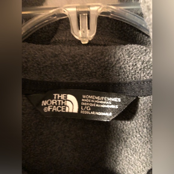 The North Face zip up hoodie women’s large - Picture 5 of 7